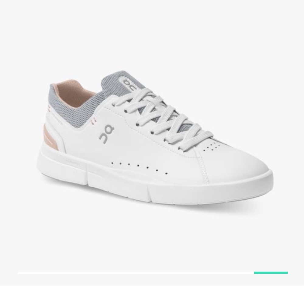 On Running The Roger Advantage Sneakers